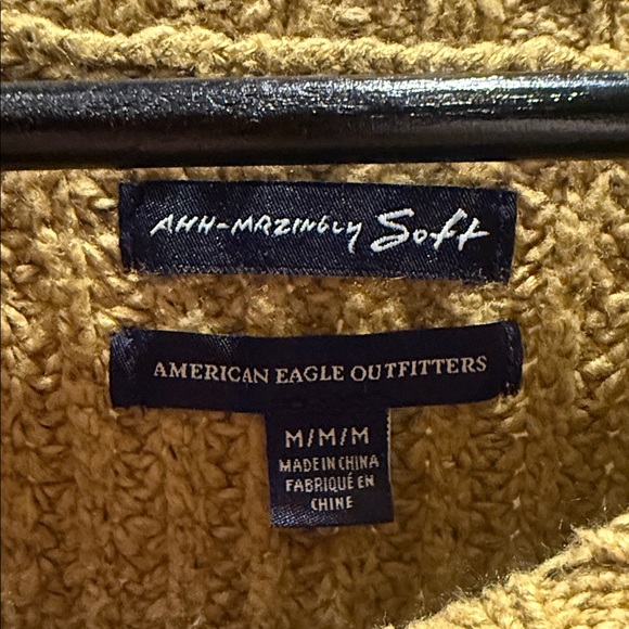 American Eagle Outfitters Mustard Crew Neck Sweater - Picture 2 of 2
